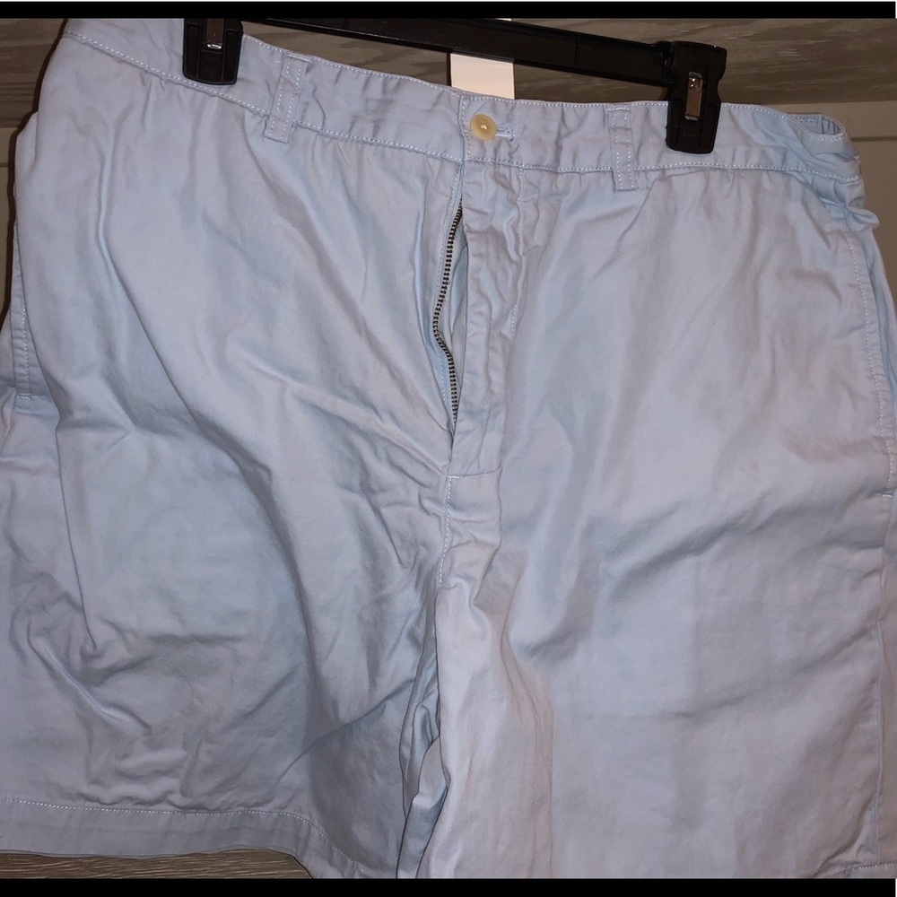 Vineyard Vines Shorts - Size 36